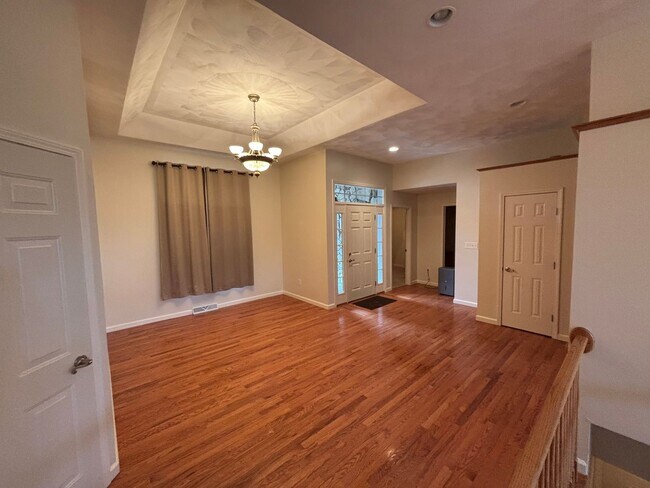 Building Photo - Pristine Endicott Single Family Home
