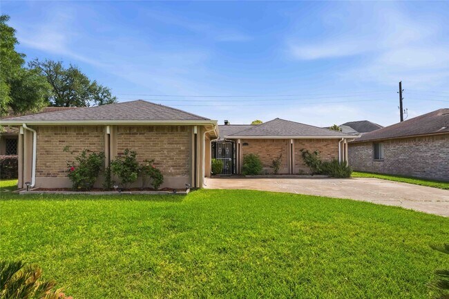Building Photo - 3415 Honey Creek Dr
