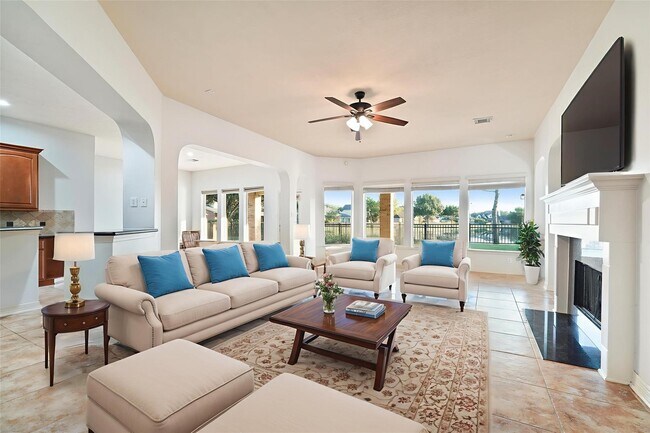 Building Photo - 6915 Monarch Lake Ln