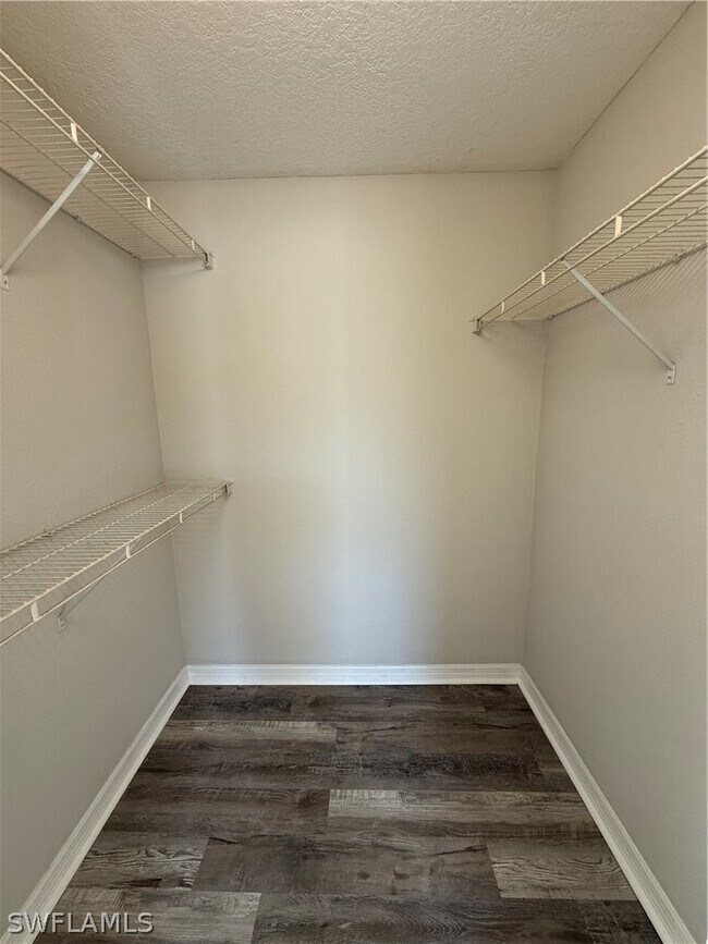 Building Photo - 11540 Villa Grand