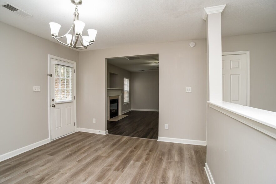 Building Photo - 1026 Allegiance Dr