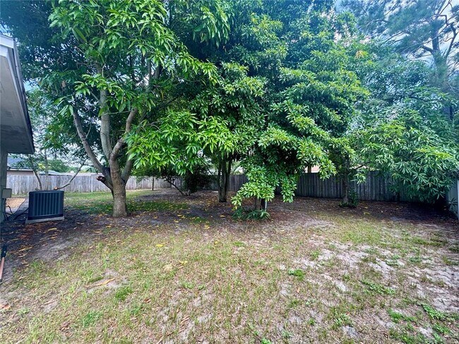Building Photo - 8515 Sandberry Blvd