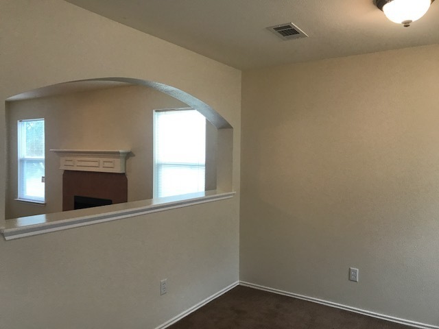 Building Photo - Bryan -2 Story / 3 bedroom /2.5 bath / 2 c...
