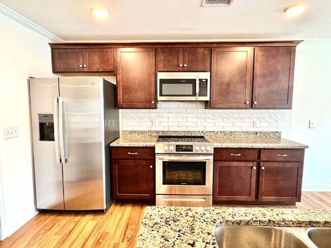 Building Photo - 5283 Vespar Ct