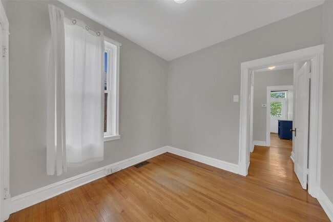 Building Photo - 5327 Neosho St