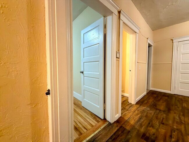 Building Photo - 90 Vernon St