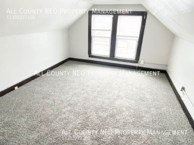 Building Photo - 3348 W 100th St