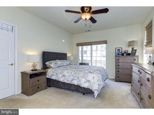 Building Photo - 4045 Derby Ct