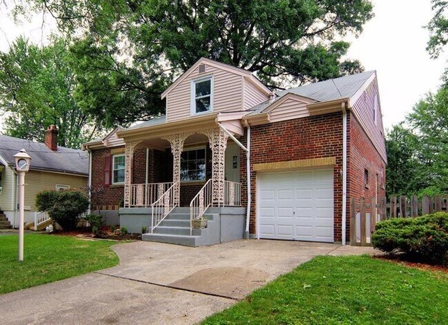 Building Photo - 4344 Clifford Rd