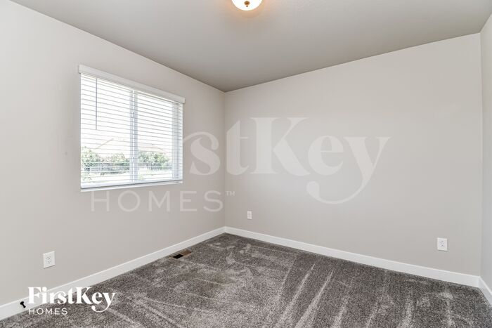 Building Photo - 10093 Luneth Dr