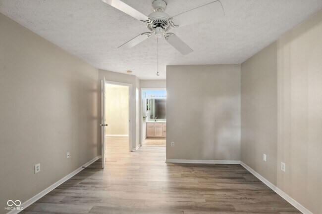 Building Photo - 12598 Tennyson Ln