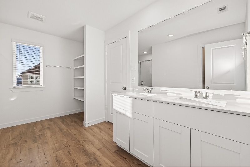 Building Photo - 3551 Shearwater St