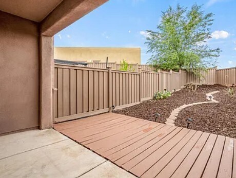 Building Photo - 37 Canyon Cliff Dr