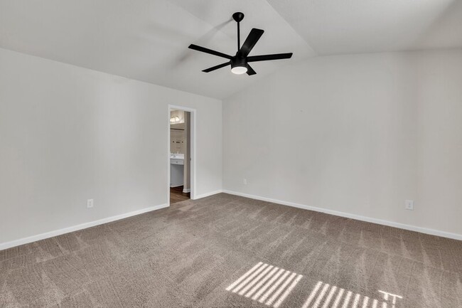 Building Photo - 79 Kinsale Ct