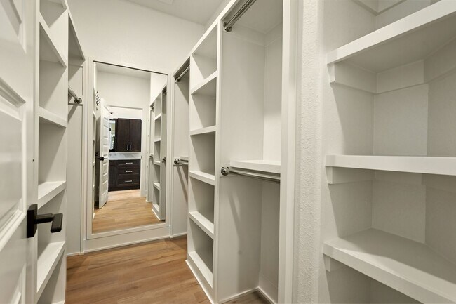 Building Photo - Lot 166