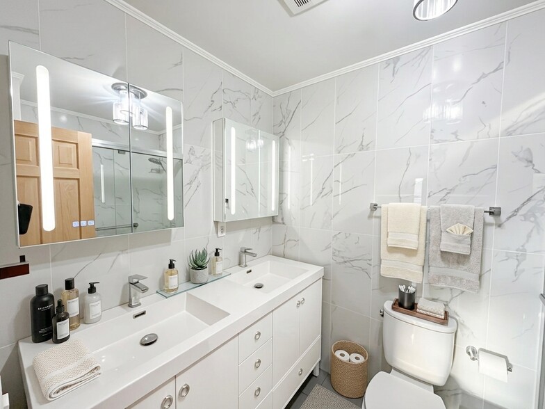 Building Photo - 14410 20th Ave