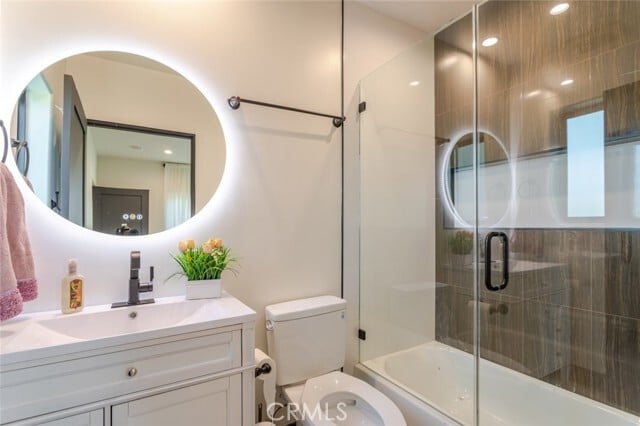 Building Photo - 8252 Morse Ave