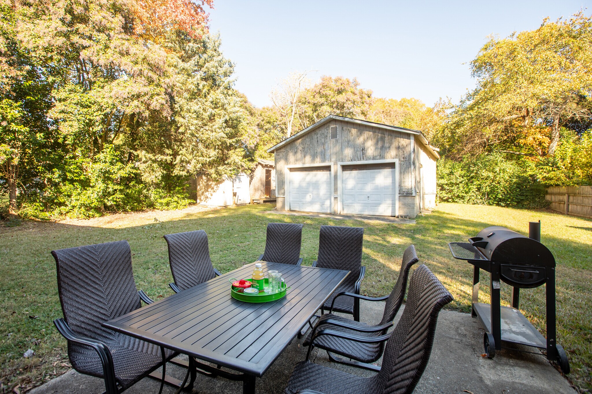 Building Photo - 6012 Old Coach Rd