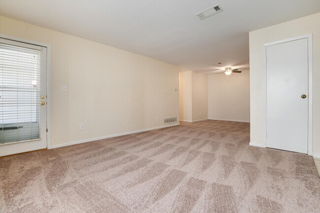 Building Photo - 2375 E Geddes Ave