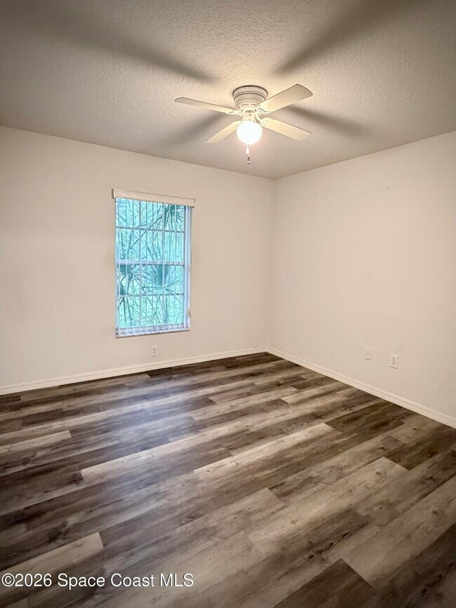 Building Photo - 5105 Walton Ave