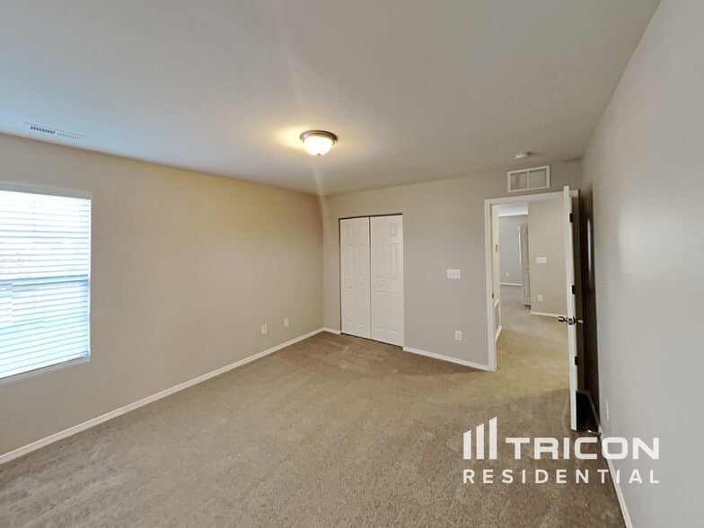 Building Photo - 4366 Westhill Pl