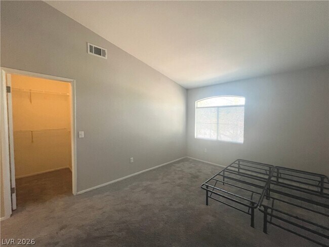 Building Photo - 5415 W Harmon Ave