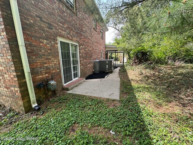 Building Photo - 634 Cherrywood Dr