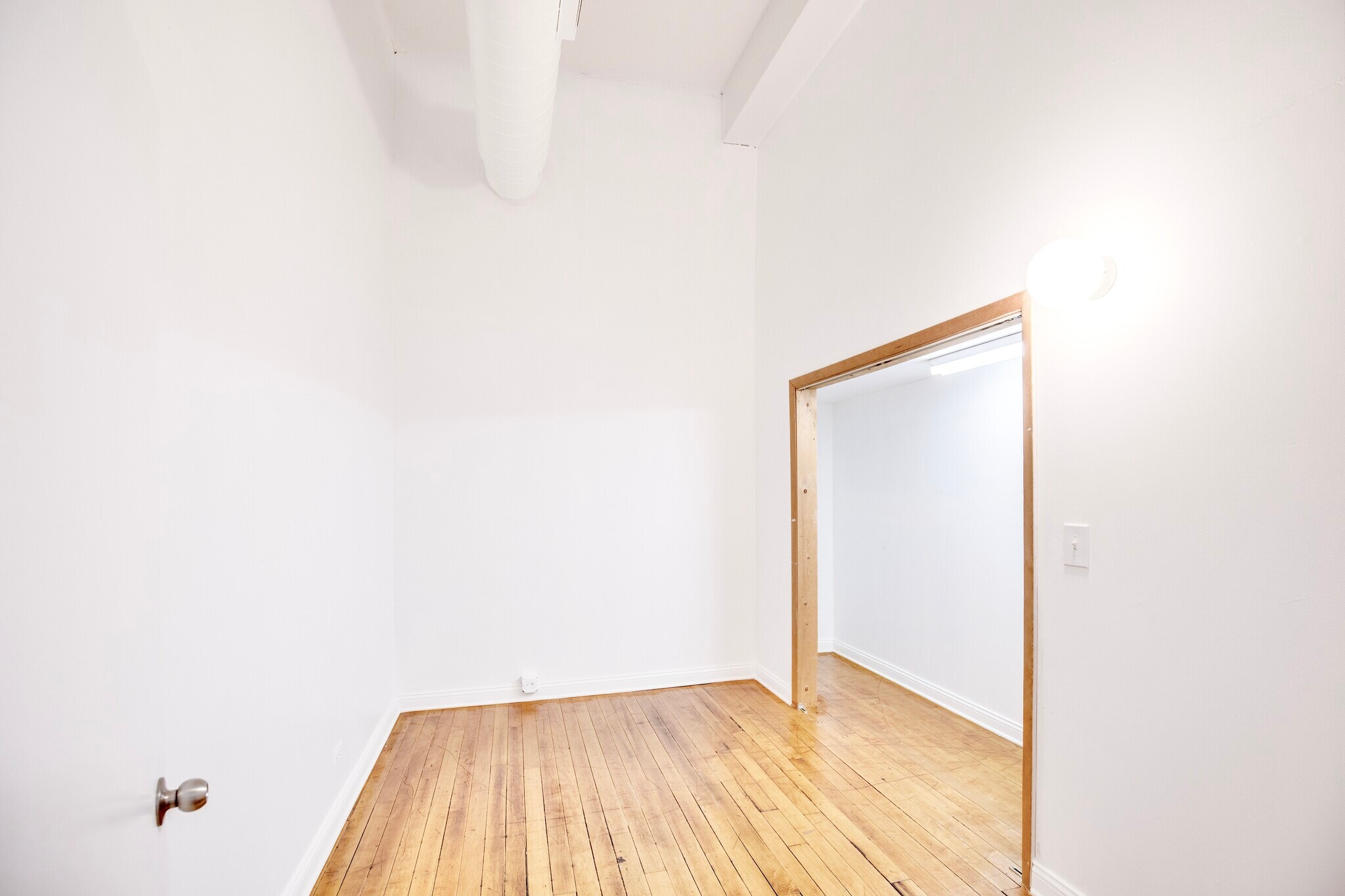 Building Photo - 1278 N Milwaukee Ave