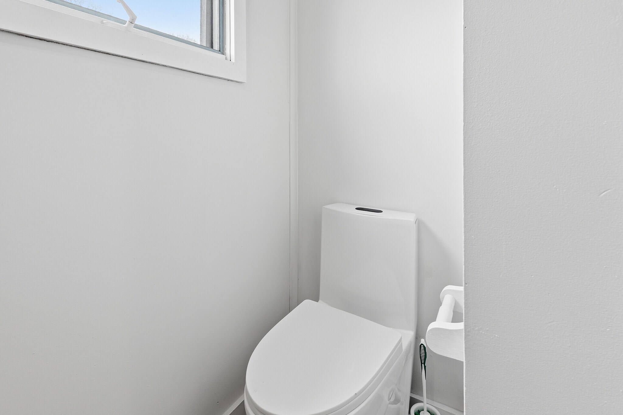 Building Photo - 2521 N Main Ave