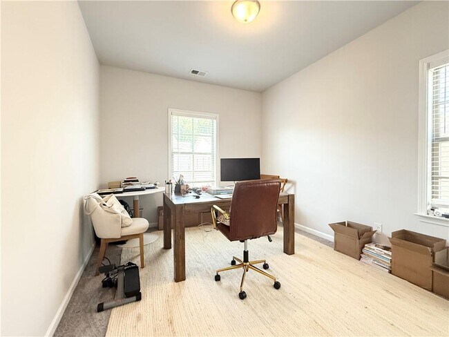 Building Photo - 2520 Great Silver Fir Aly