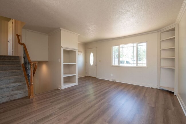 Building Photo - Country Living at its Best in Gilcrest