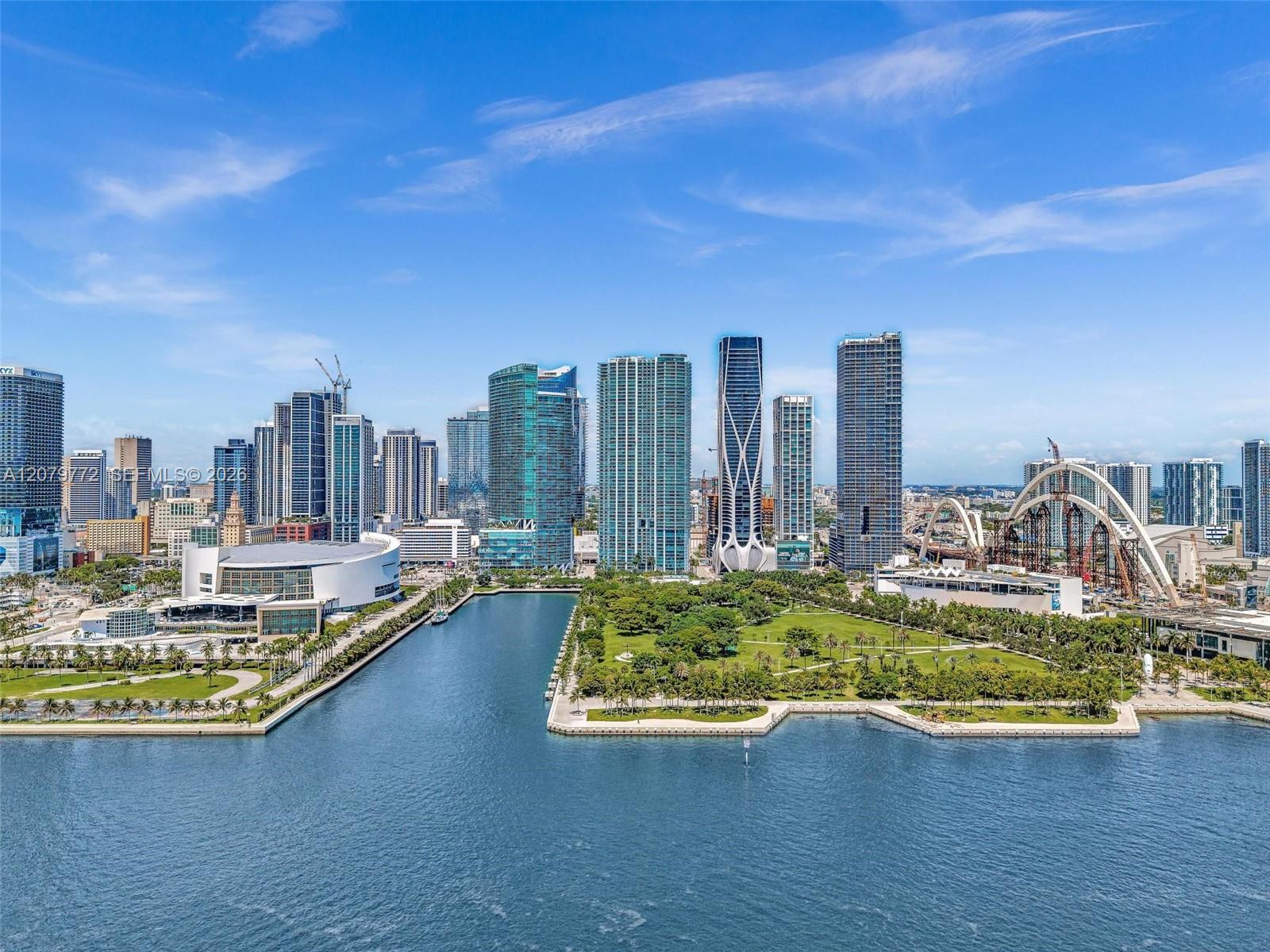 Building Photo - 900 Biscayne Blvd
