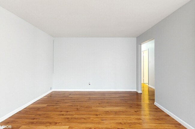 Building Photo - 1317 Mackinaw Ave