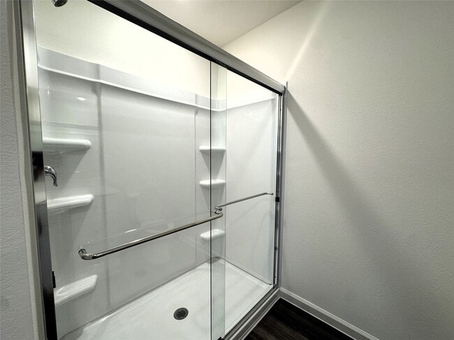 Building Photo - 8219 Vacek Xing Wy