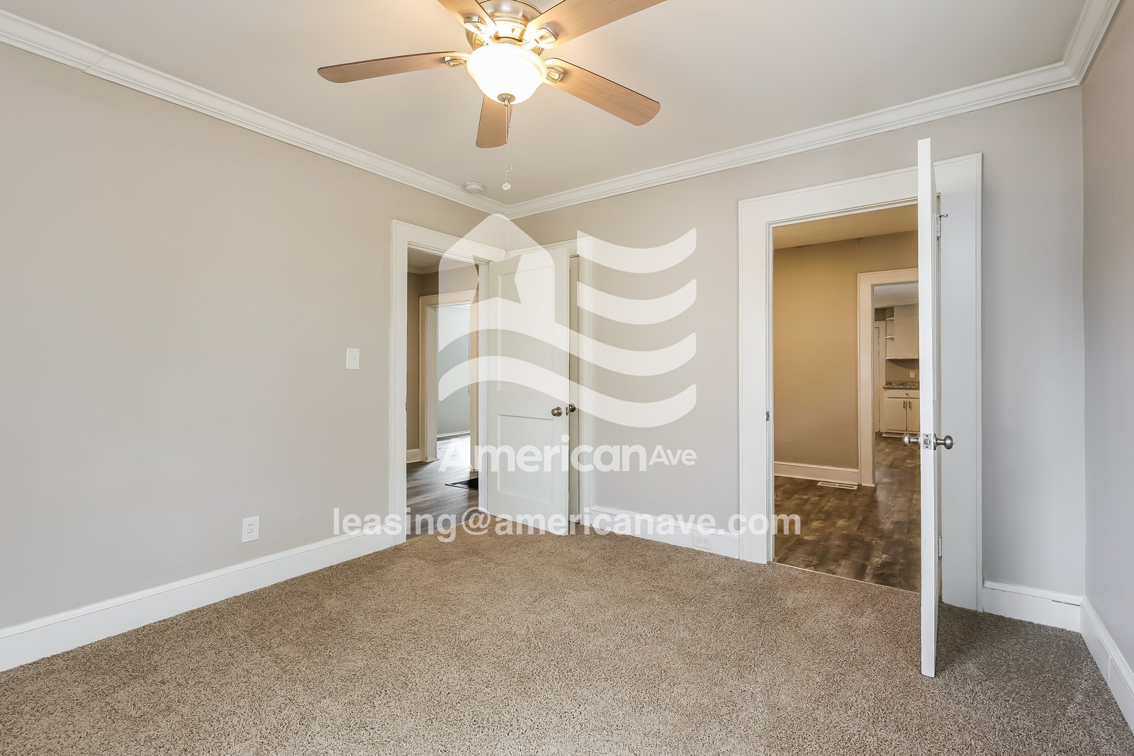 Building Photo - 2229 Ridgewood Ave