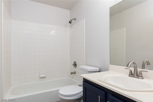 Building Photo - 327 Perry Ellis Dr