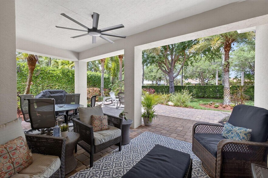 Building Photo - 127 Rudder Cay Way