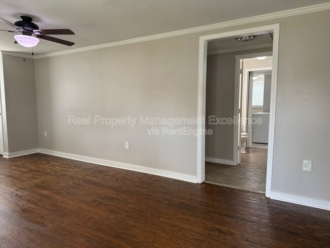 Building Photo - 308 New Rand Rd