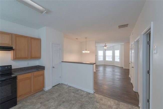 Building Photo - 6045 Capitol Knoll