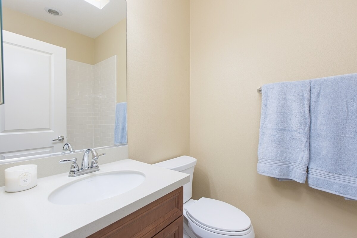Building Photo - 8516 Old Stonefield Chase