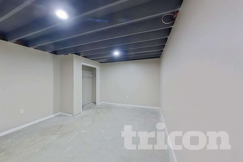 Building Photo - 227 Essex Ct