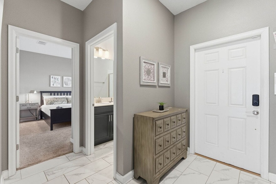 Building Photo - 8924 Stinger Dr