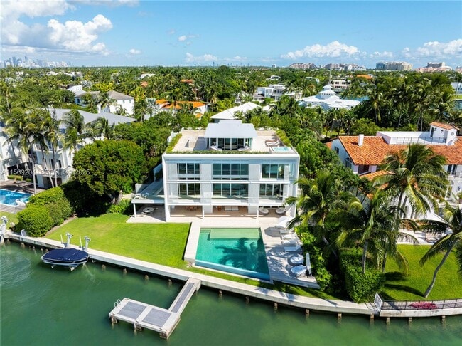 Building Photo - 440 S Mashta Dr