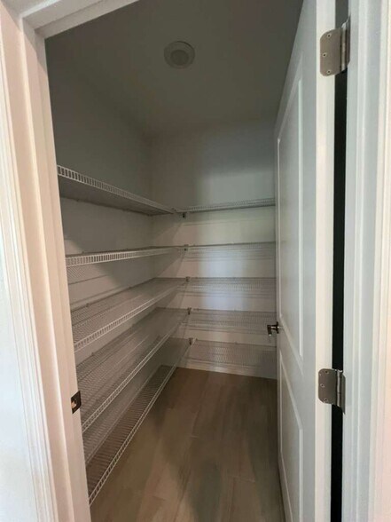 Building Photo - 17476 Happytrails St