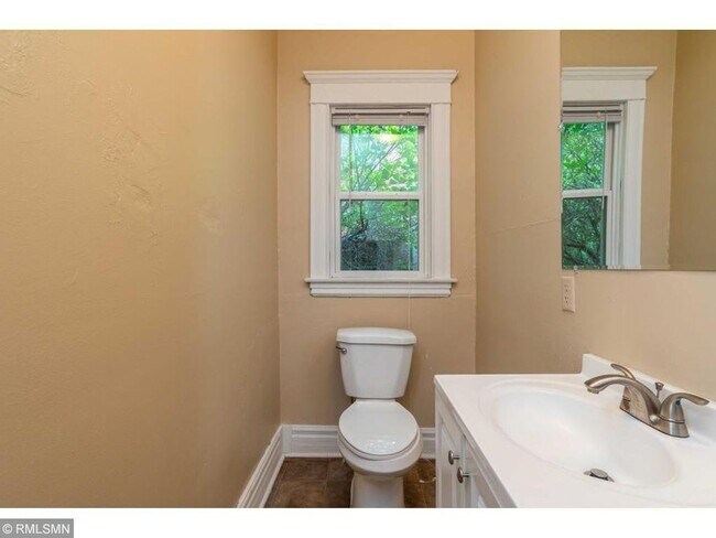 Building Photo - GREAT University of Minnesota Location