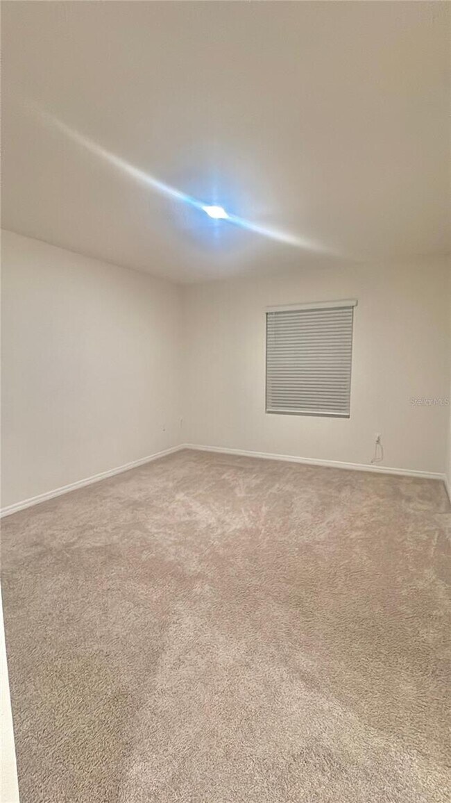 Building Photo - 1422 Yellow Finch Dr