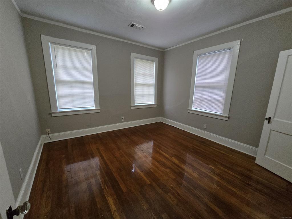 Building Photo - 3256 Montezuma Rd