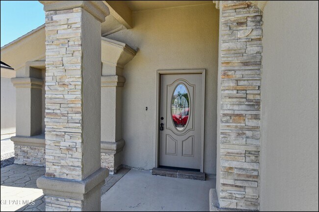 Building Photo - 12060 Mesquite Thorn Dr