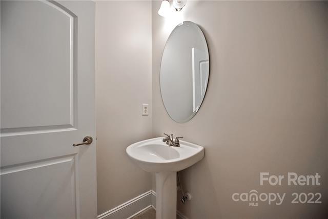 Building Photo - 20305 Harroway Dr