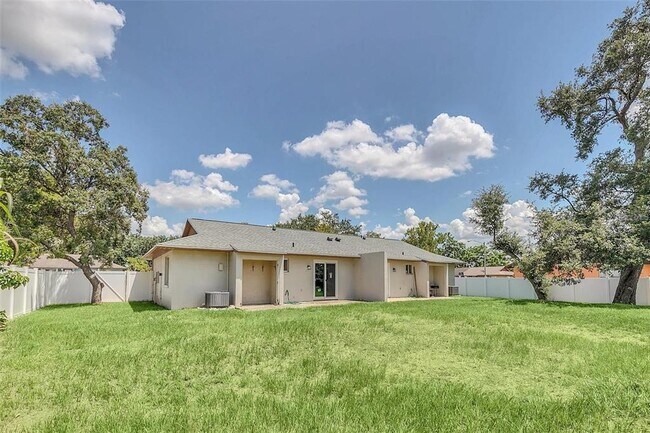 Building Photo - 2734 Coral Reef Dr